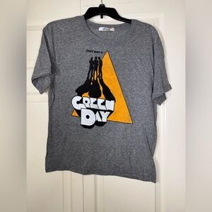 Letluv Anthropologie Women's Size Small Gray Green Day Band Retro Graphic Tee